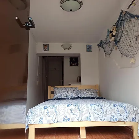 в каюта * Burgas