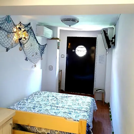 в каюта アパート *