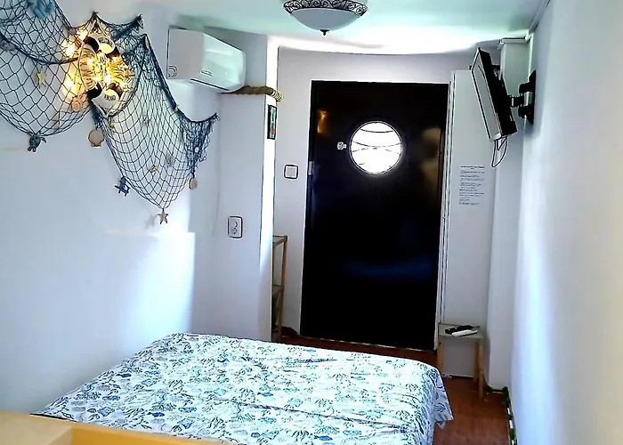 в каюта アパート *